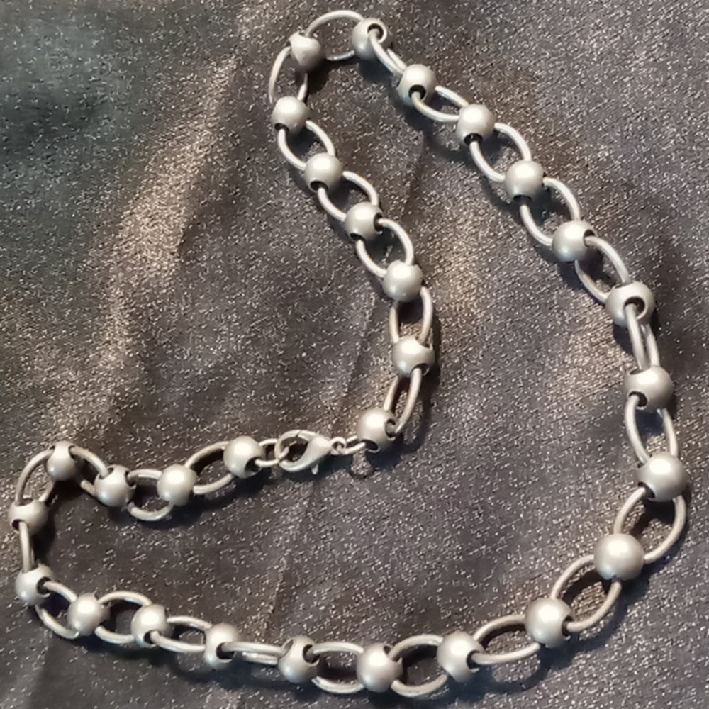 Oval link ball chain collar necklace .16 inches long .